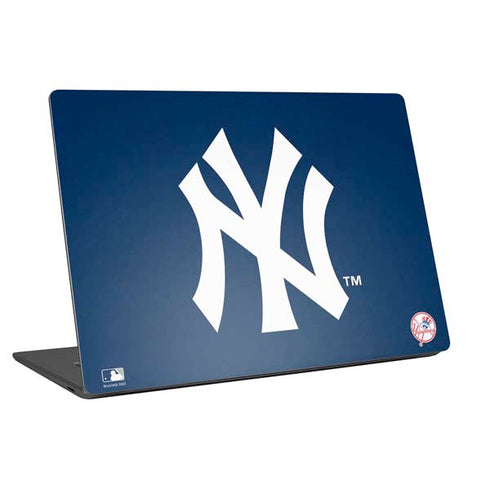 MLB New York Yankees - Solid Distressed Universal Laptop 13in (10.6 x 7.6in) Skin